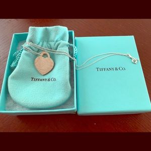 Tiffany & Co heart pendant necklace